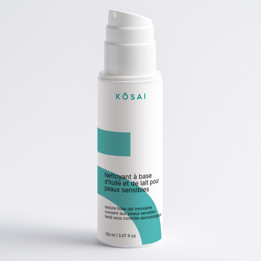 Nettoyant à base d'huile et de lait pour peaux sensibles